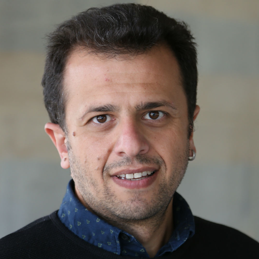 Dr Murat Akman