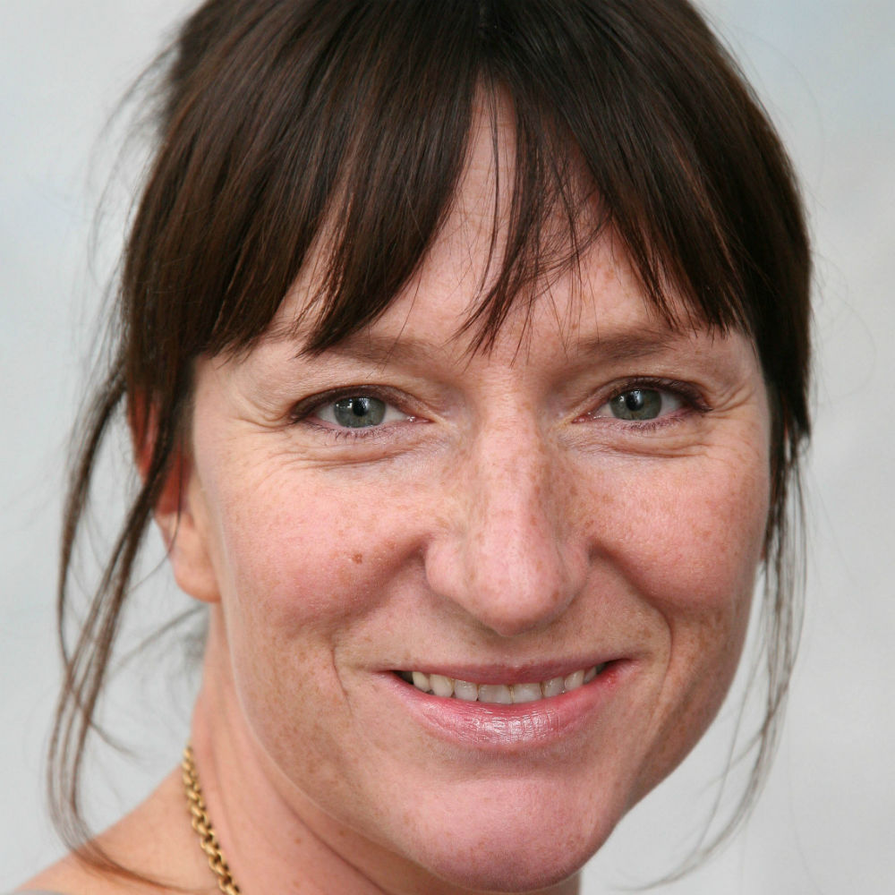 Professor Leanne Hepburn