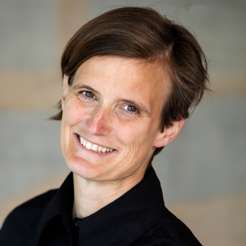 Professor Friederike Mengel