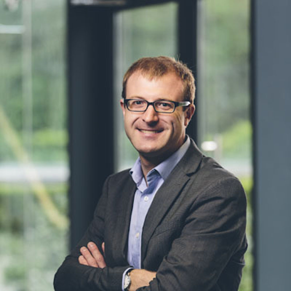 Dr Tobias Polzer