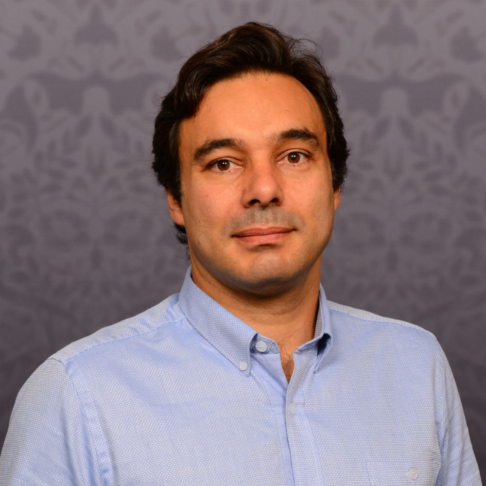 Dr Luis Vasconcelos