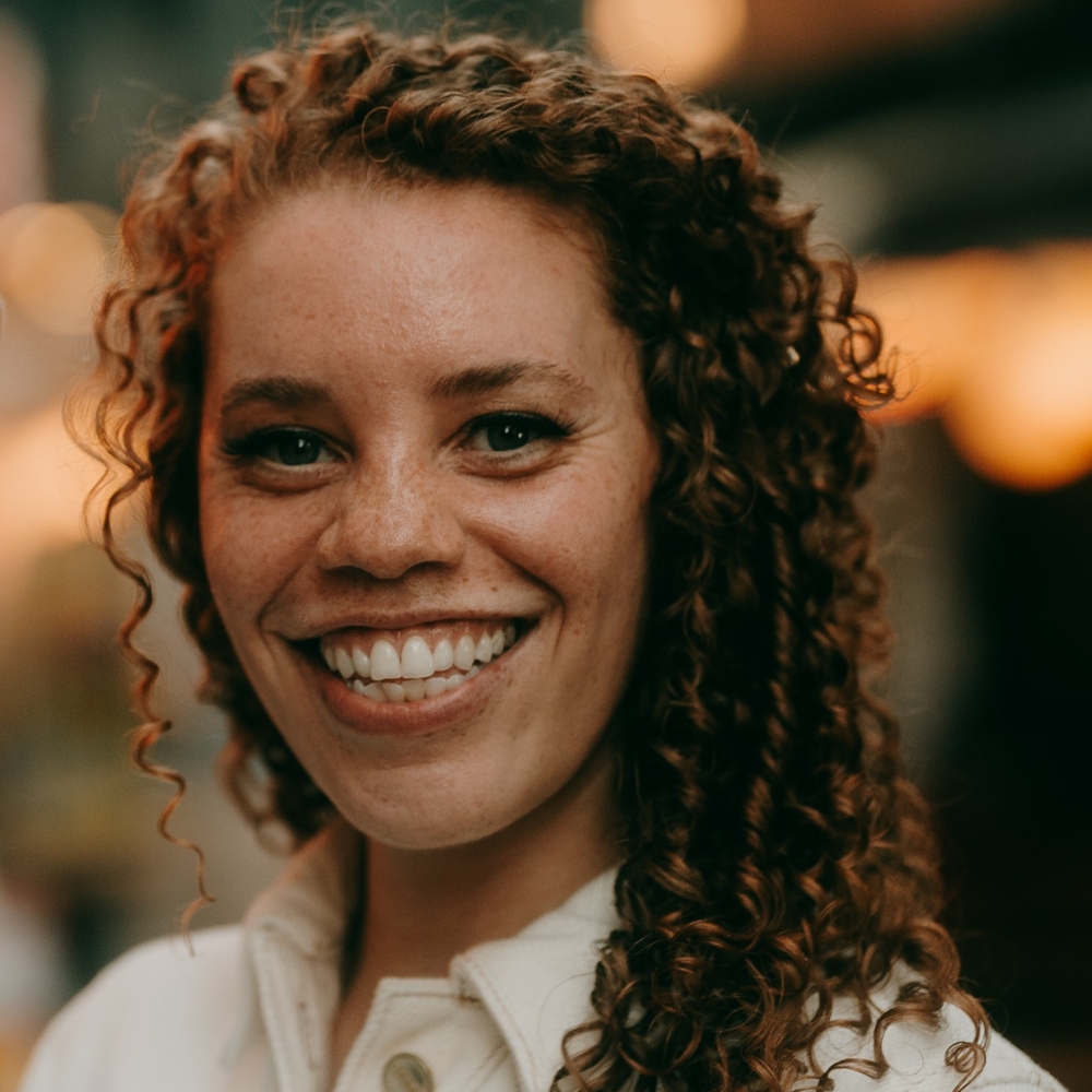 Dr Whitney Vernes Smith  