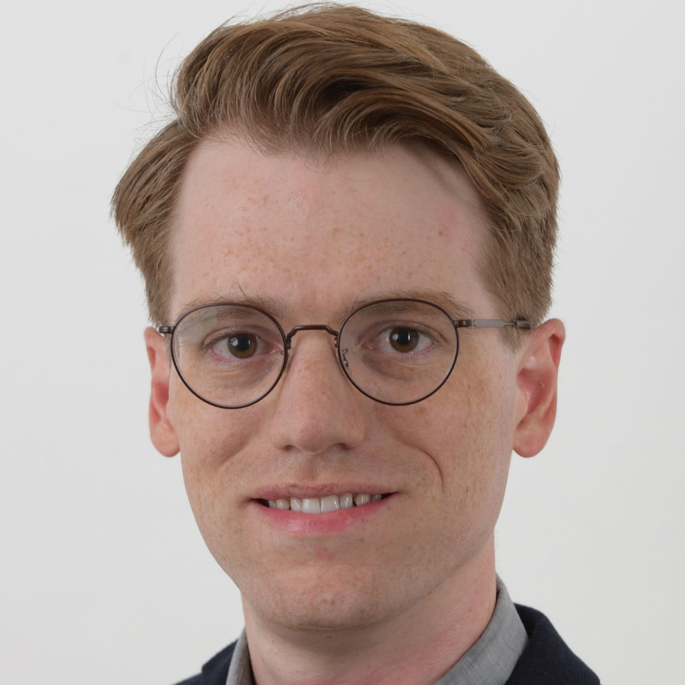 Dr Lukas Voellmy