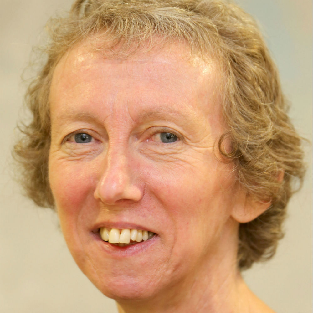 Dr Elizabeth Welbourn