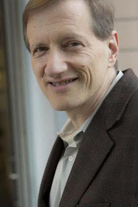 Photo of Professor Gary King